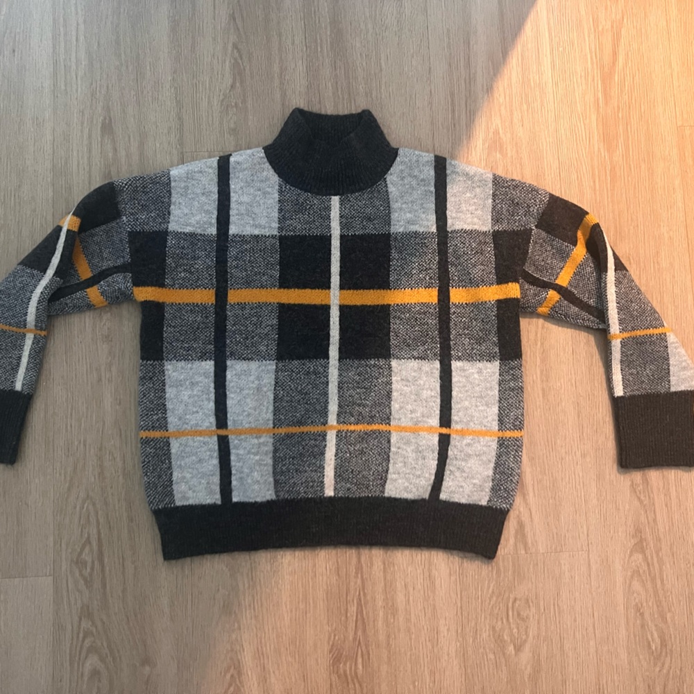 Oversized knit sweater - never worn!